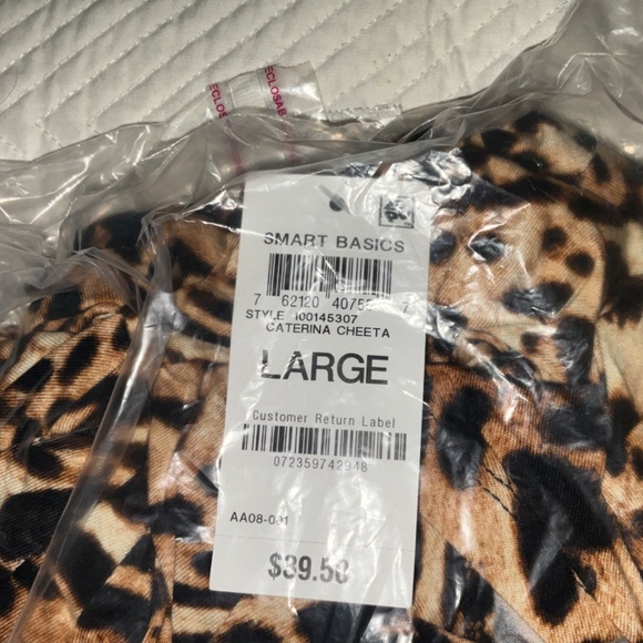 Inc International Concepts Women's Leopard Print Surplice Top - Picture 2 of 3